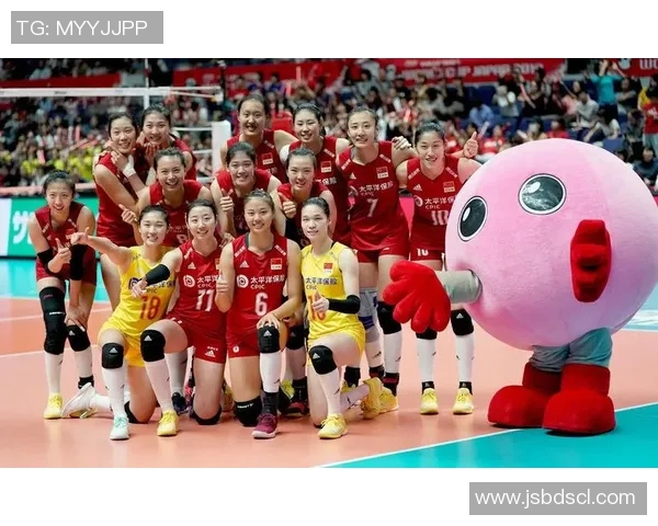 中国女排对阵巴西女排精彩比赛录像回顾与分析